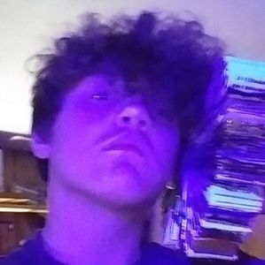 Meet your Posher, Ethan